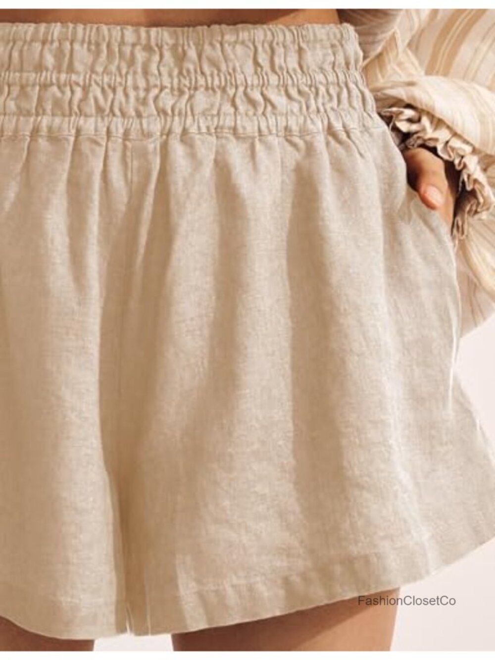 Women's Linen Blend High Waisted Wide Leg Shorts with Pockets - Picture 3 of 4